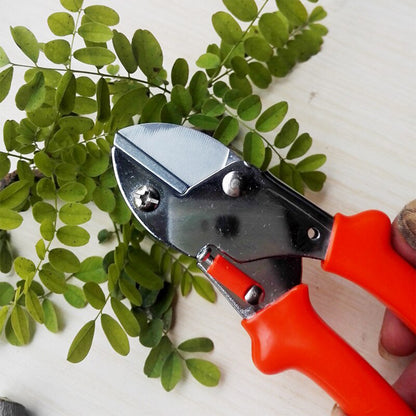 Wukusy 1572 professional garden scissors with sharp blades and comfortable handle, 18cm for precise gardening tasks.