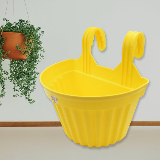 Wukusy multicolor hanging plastic garden planter for orchids, suitable for balcony and home gardening indoors or outdoors.