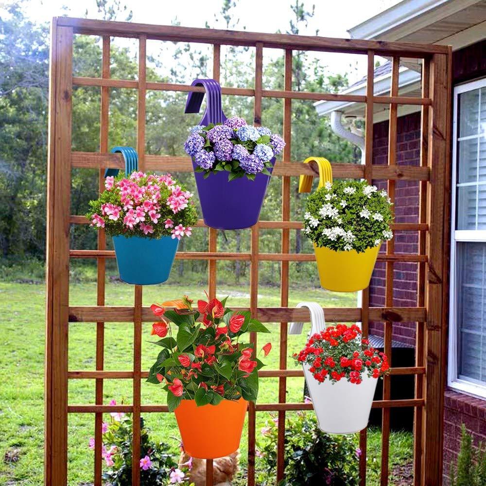 Colorful Wukusy plastic hanging planter pot for garden, featuring a multicolour design and durable plastic construction.