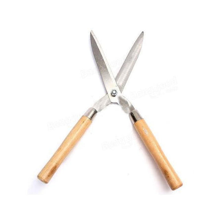 Wukusy garden hedge shears with wooden handle, ideal for trimming bushes and shrubs, featuring sharp blades for precise cuts.