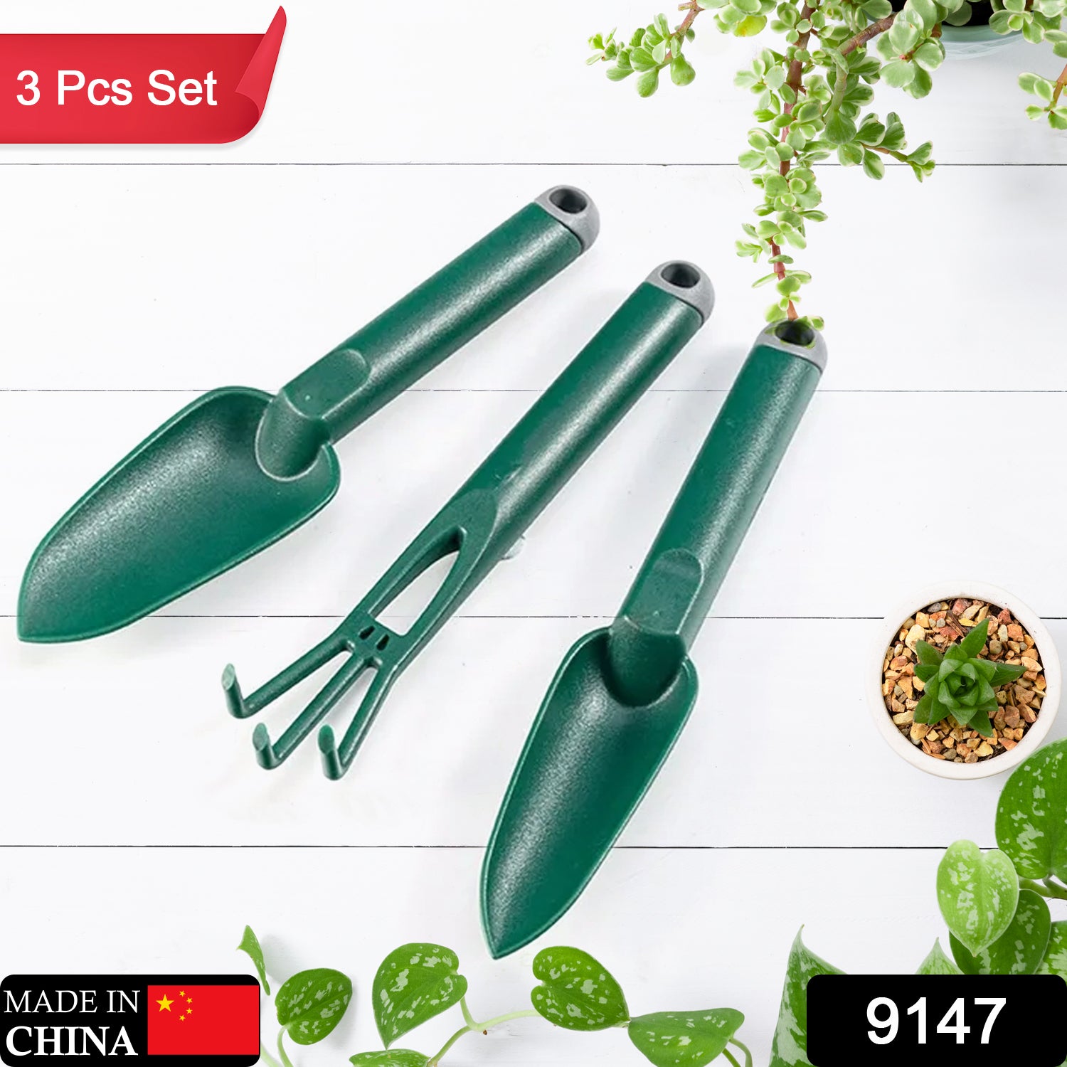 Wukusy garden trowel, small heavy-duty hand tool for digging and planting in gardening, ideal for potting and planting tasks.