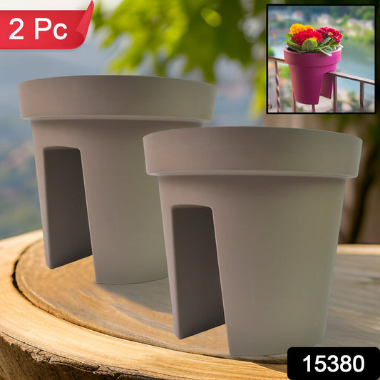 Two Wukusy garden balcony flower pot holders, creative flower pot holders for balcony gardening, suitable for outdoor plant display.