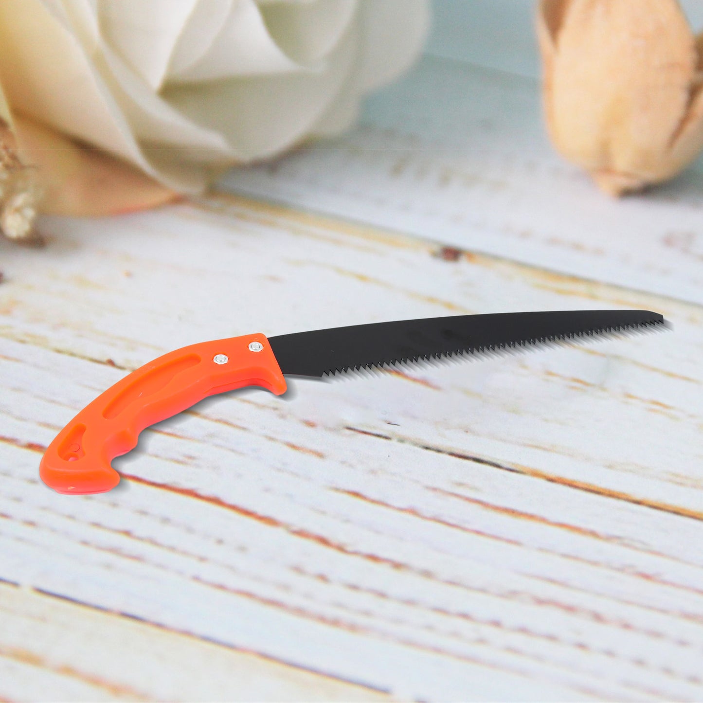 Wukusy garden hand pruning saw for tree branches, featuring a sharp blade and ergonomic handle for precise cutting.