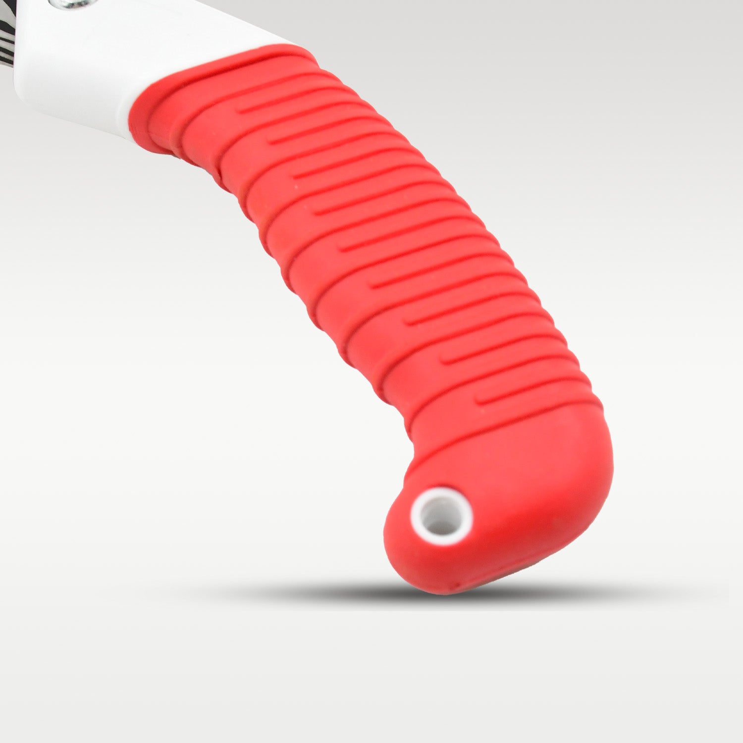 Wukusy garden hand pruning saw for tree branches with cover, featuring a sharp blade and ergonomic handle for precise cutting.