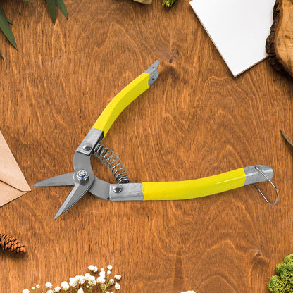 Wukusy Precision Micro Garden Snip pruning scissor for small plants, featuring ergonomic handle and sharp blades for precise trimming.
