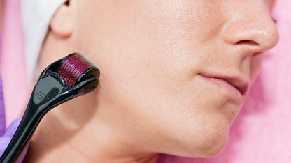 Wukusy 1280 Derma Roller for anti-aging, facial scrubs, scar removal, and hair regrowth in a health and beauty setting.