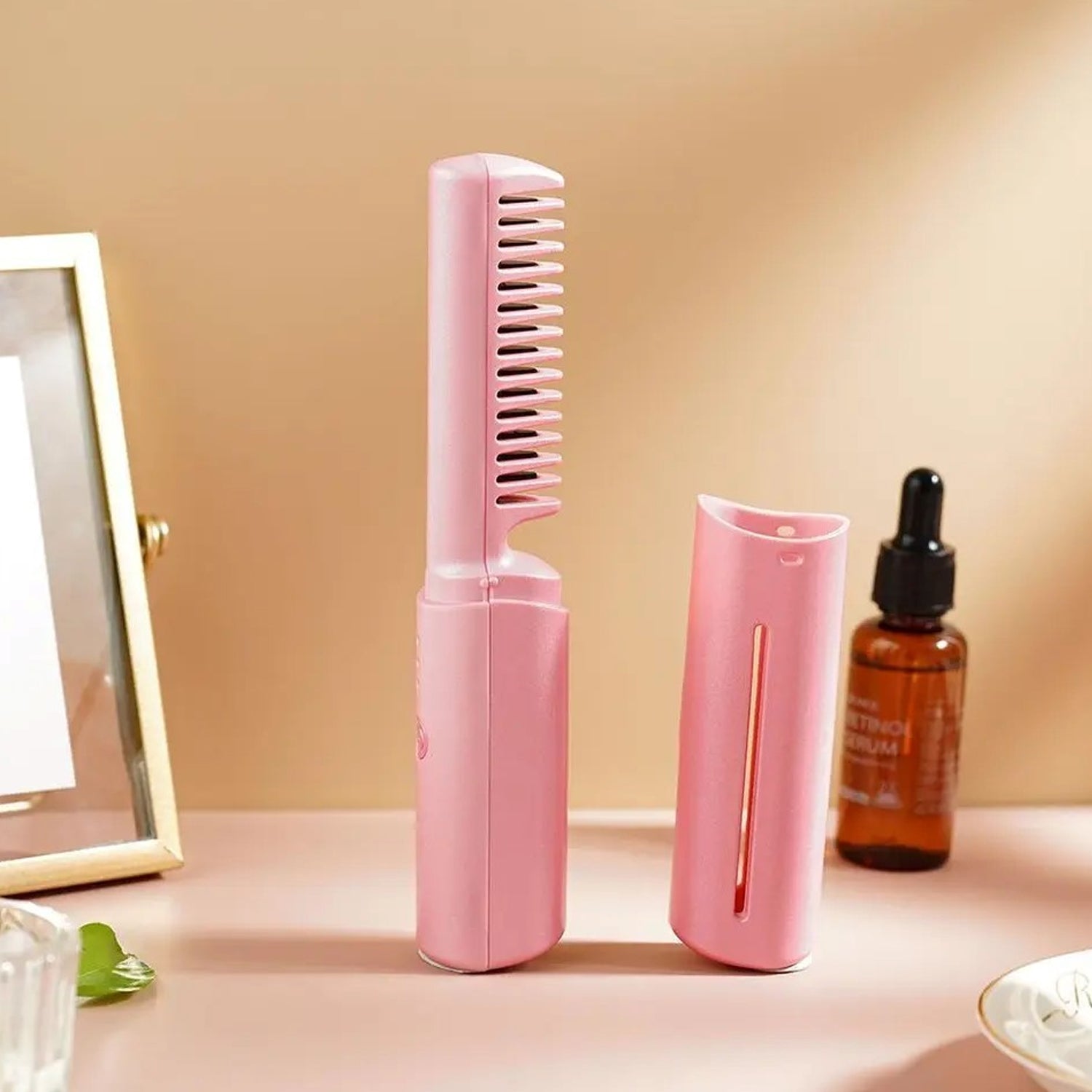 Wukusy rechargeable mini cordless travel hair straightener with adjustable temperature settings and USB charging, flat iron comb.