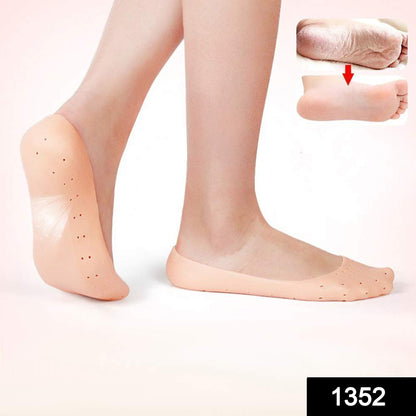 Wukusy Anti Crack Silicone Gel Foot Protector moisturizing socks for dry, cracked feet in health and beauty.