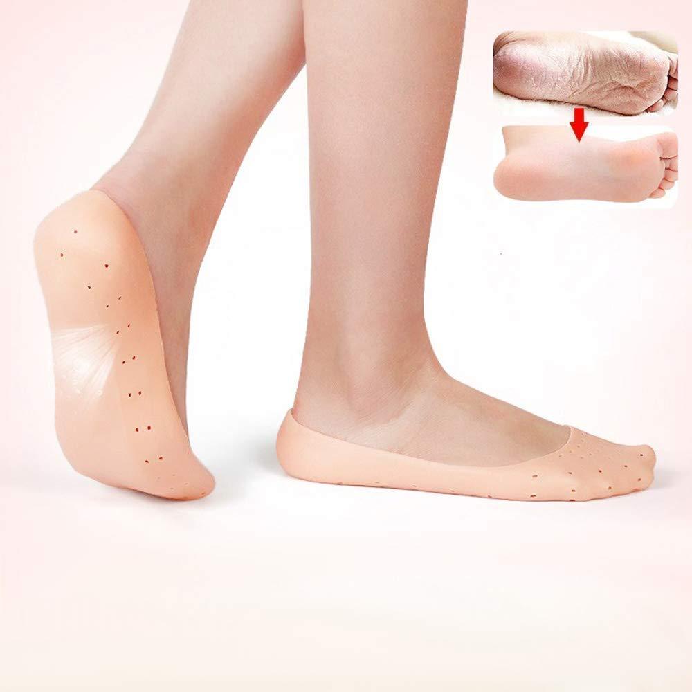 Wukusy anti-crack silicone gel foot protector moisturizing socks for healthy, smooth feet in a close-up view.