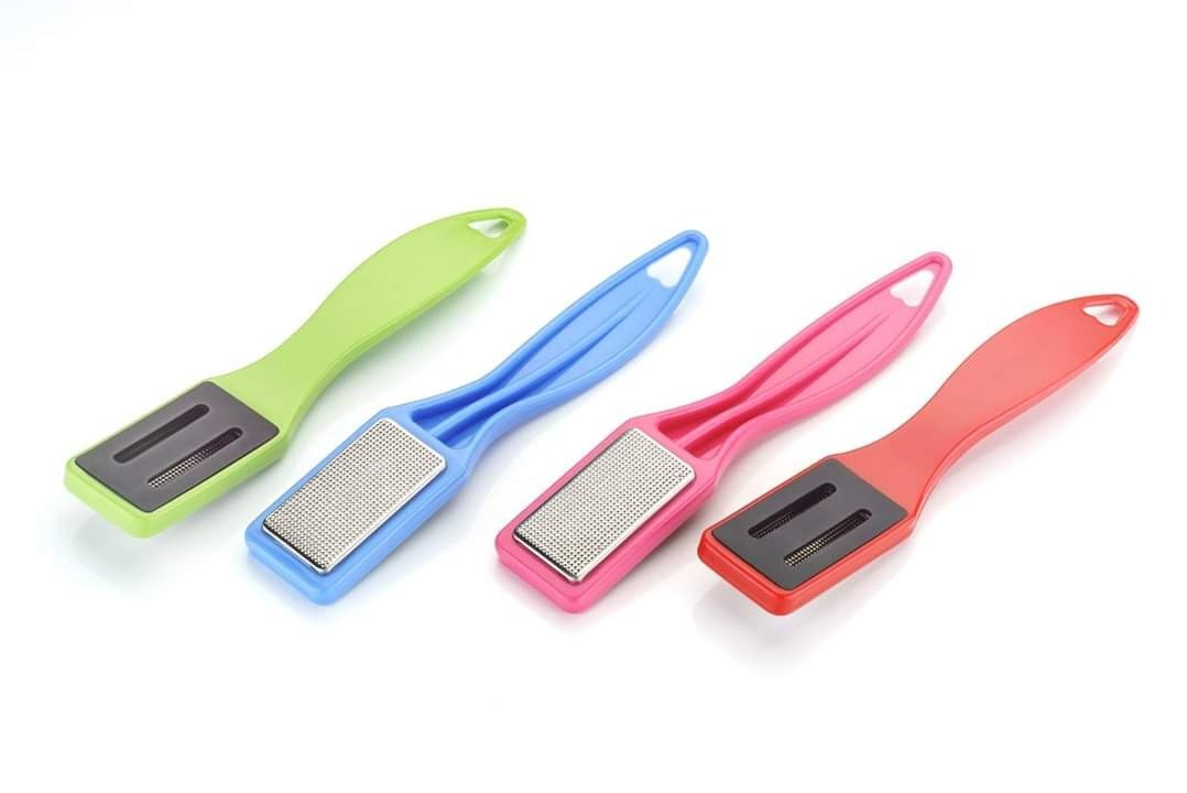 Wukusy foot scrubber for dead skin removal, featuring textured surface for exfoliating and smoothing feet.