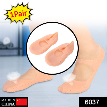 Wukusy Anti Crack Silicone Gel Foot Protector Moisturising Socks for healthy, soft feet with silicone gel comfort.