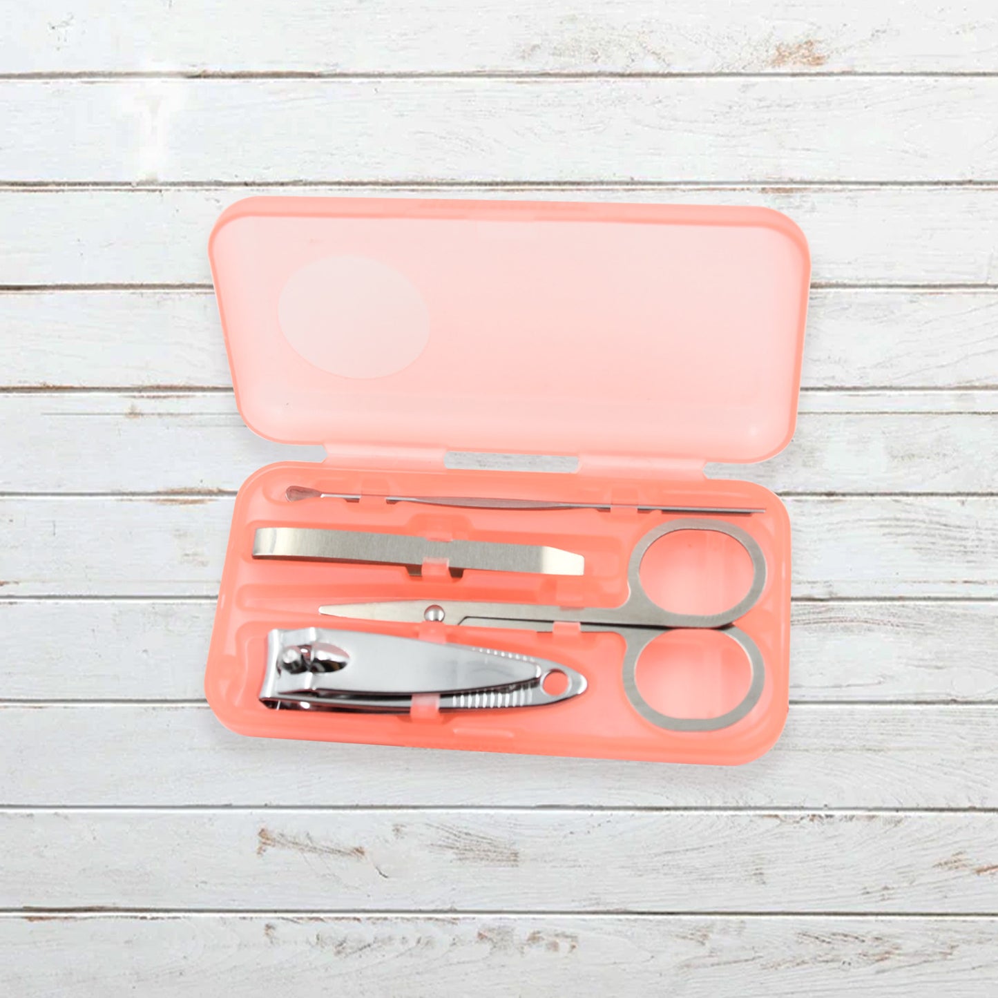 Wukusy mini nail clipper set with four beauty nail tools in a plastic storage case, compact health and beauty grooming kit.