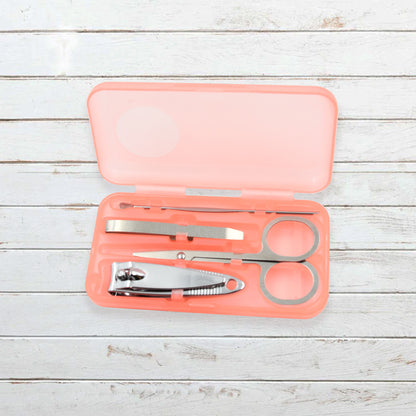 Wukusy mini nail clipper set with four beauty nail tools in a plastic storage case, compact health and beauty grooming kit.