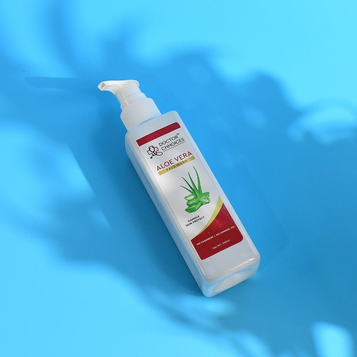 Wukusy Doctor Chhoices Aloe Vera Face Wash 200ml bottle, gentle skincare product with aloe vera for healthy skin.
