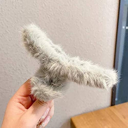 Large plush hair claw clip by Wukusy, colorful plastic fluffy hair accessory for stylish hair styling.