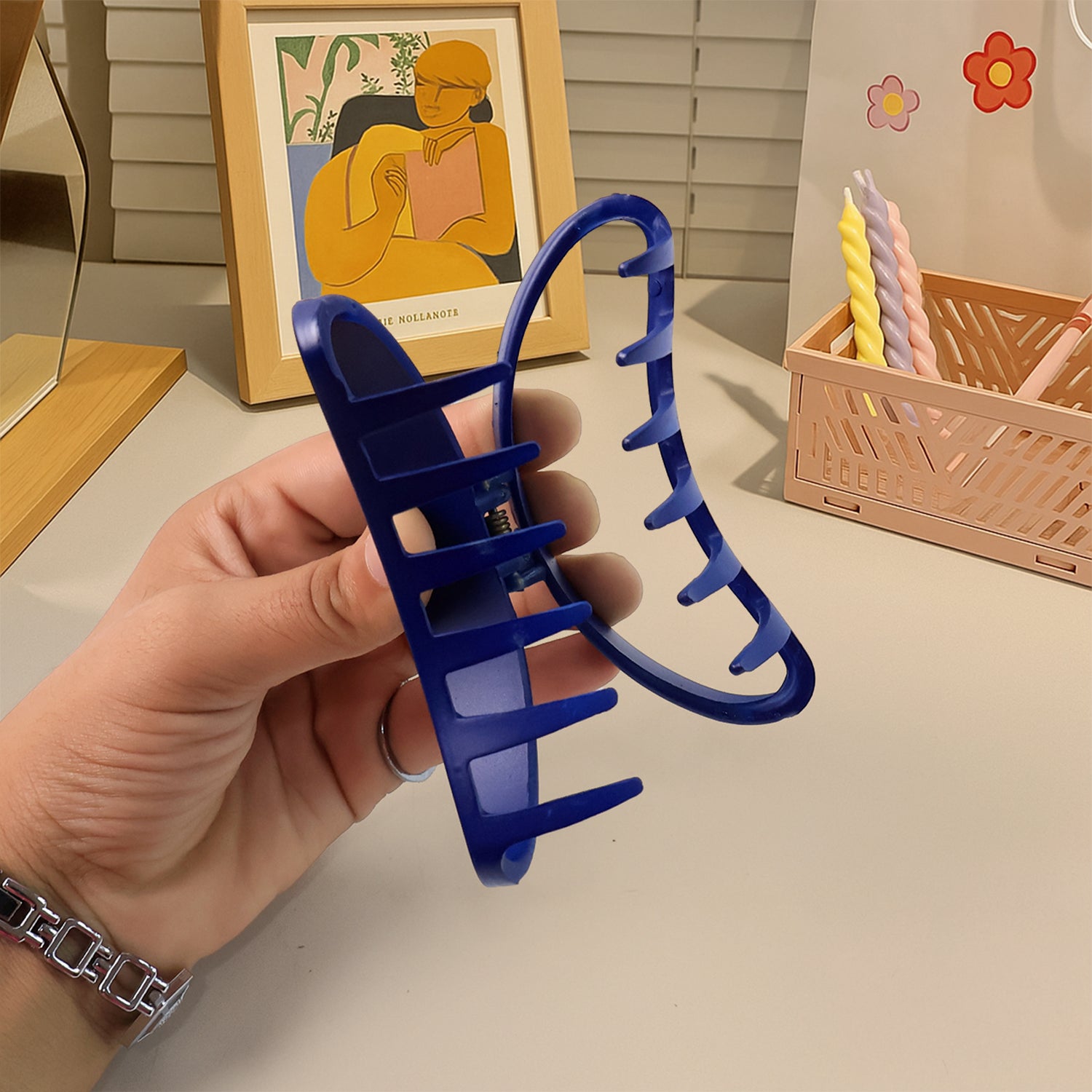 Set of 12 Wukusy plastic hair clamps with simple matte finish, secure hair firmly as stylish hair barrettes.