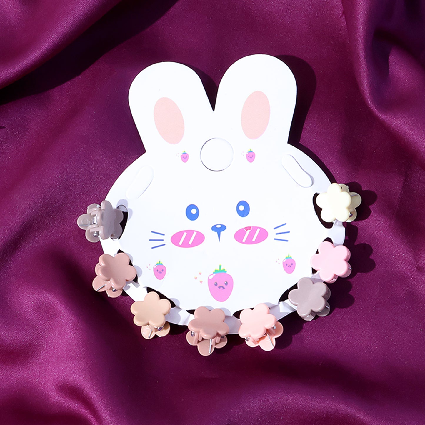 Set of Wukusy flower-shaped mini hair claw clips for stylish hair styling and hair accessory use.