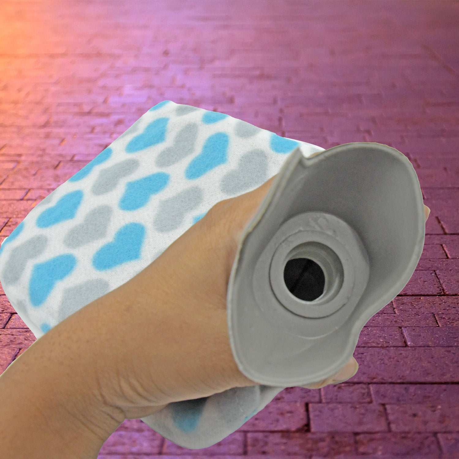 Wukusy hot water bag with cover for pain relief, neck and shoulder warmers, menstrual cramps, hot and cold therapy, leak-proof design.