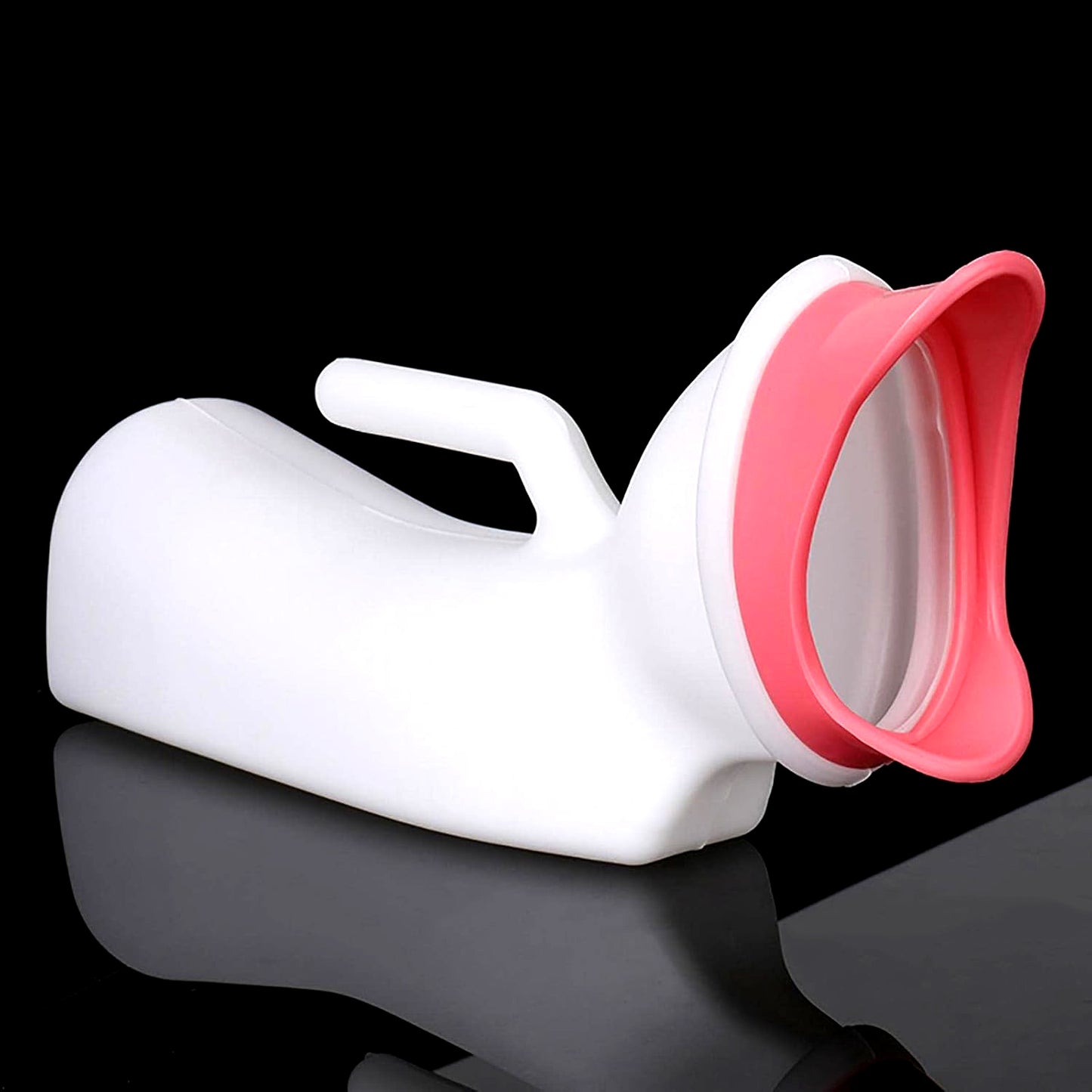 Wukusy female potty urinal urine collection can, 1000ml capacity, health care bedpan for women, white plastic container with handle