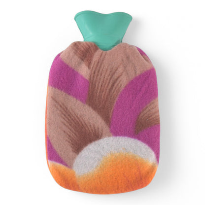 Wukusy hot water bottle with cover in mixed designs, 250ml, for health care and warmth.