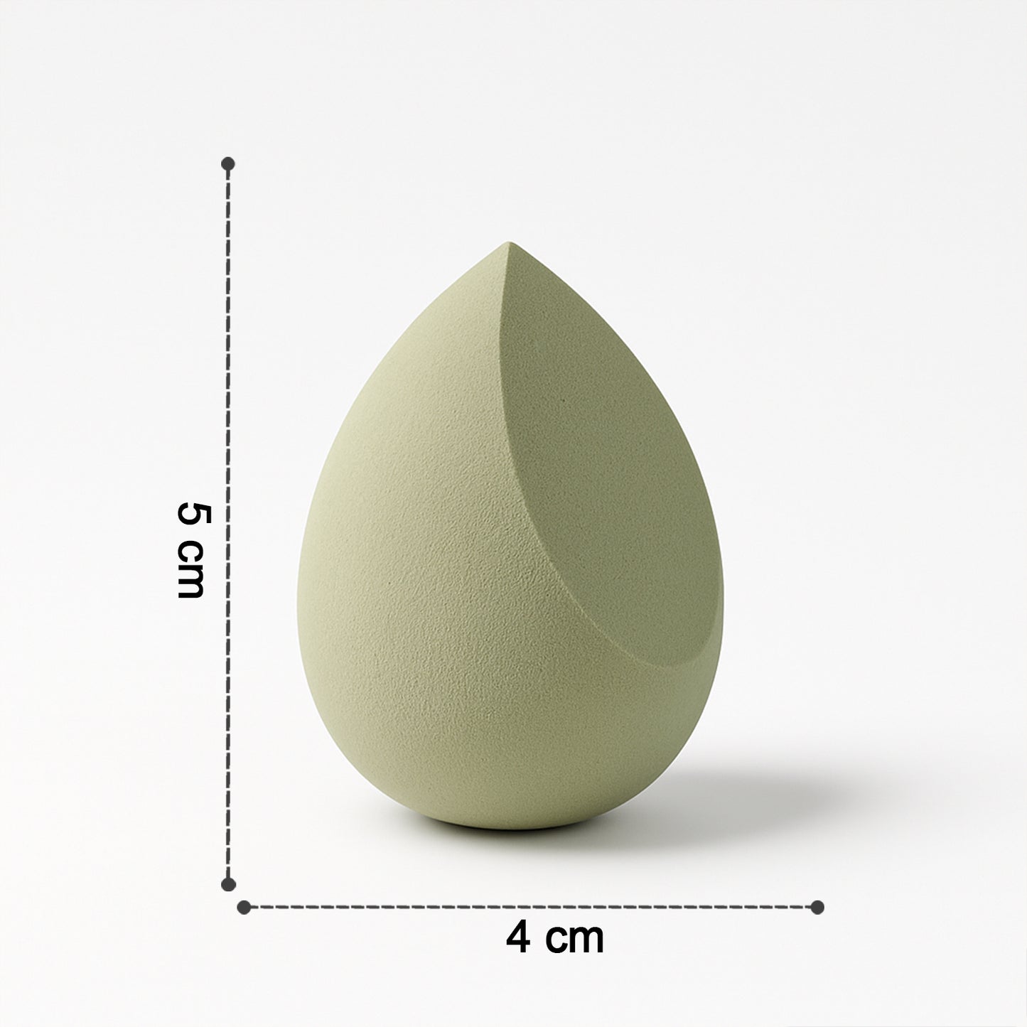 Multicolor Wukusy makeup sponge for blending liquid foundations, powders, and creams, 1 piece, soft and versatile beauty tool.