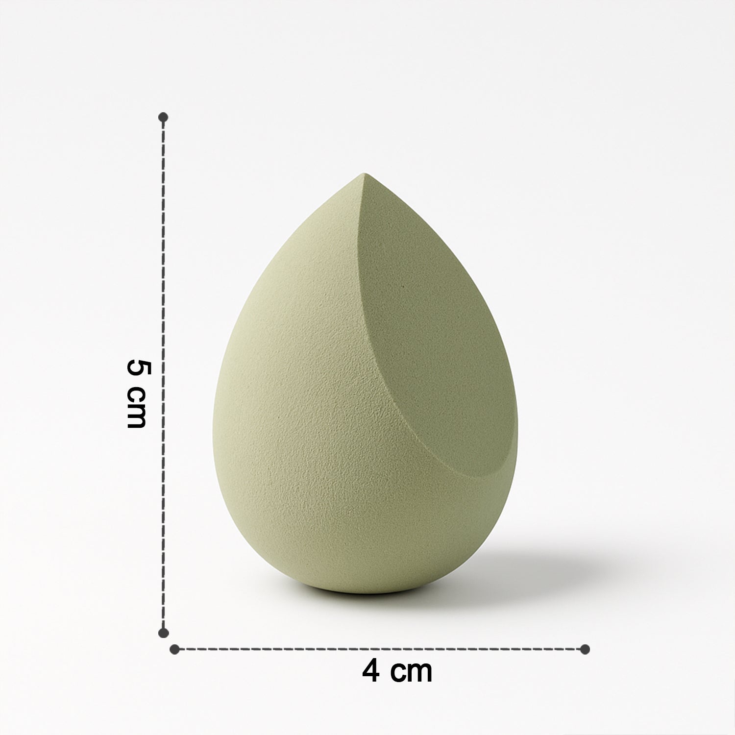 Multicolor Wukusy makeup sponge for blending liquid foundations, powders, and creams, 1 piece, soft and versatile beauty tool.
