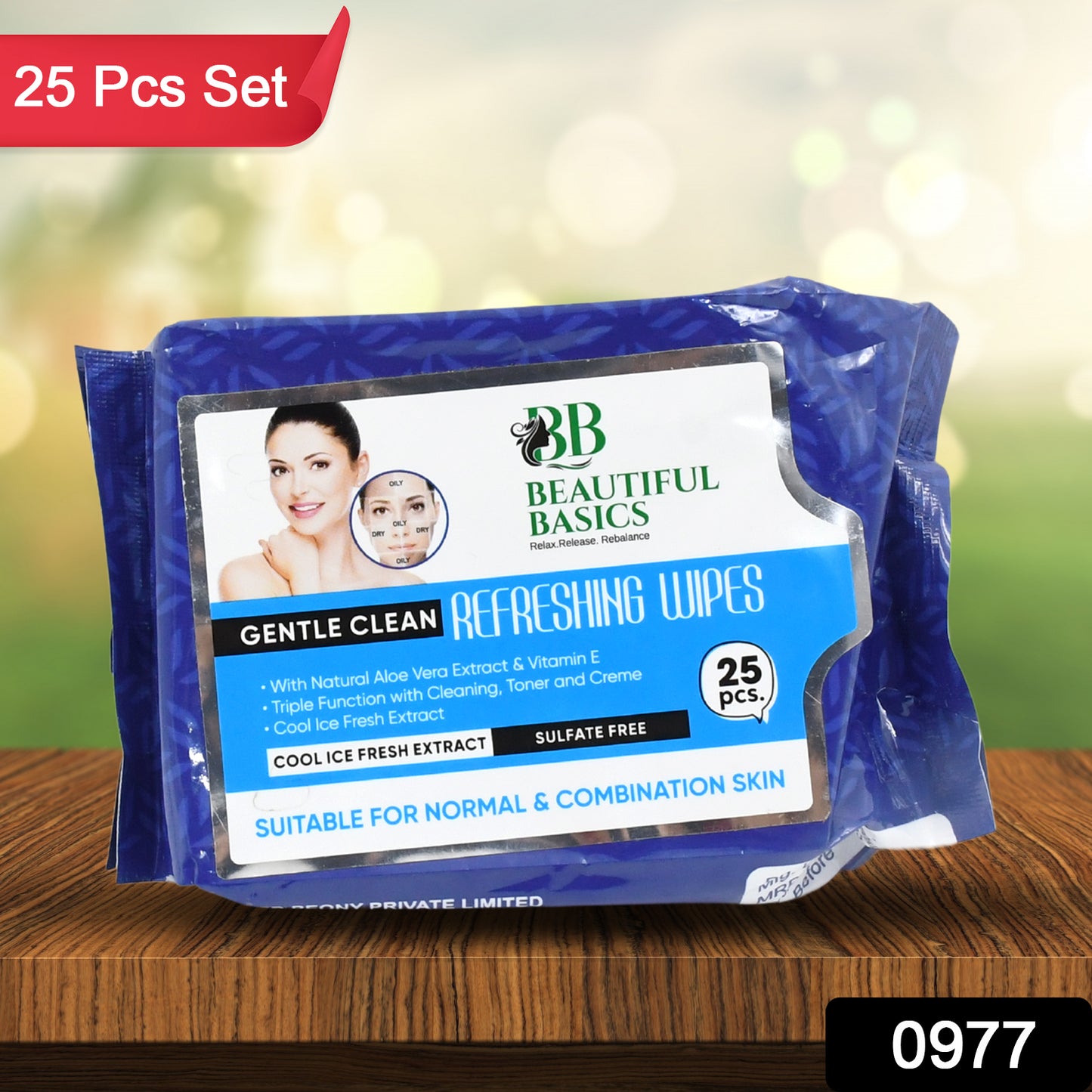 Wukusy facial cleansing wet wipes with fruit extract, soothing, hydrating, alcohol-free, 25 wipes for skin freshness and pH balance.