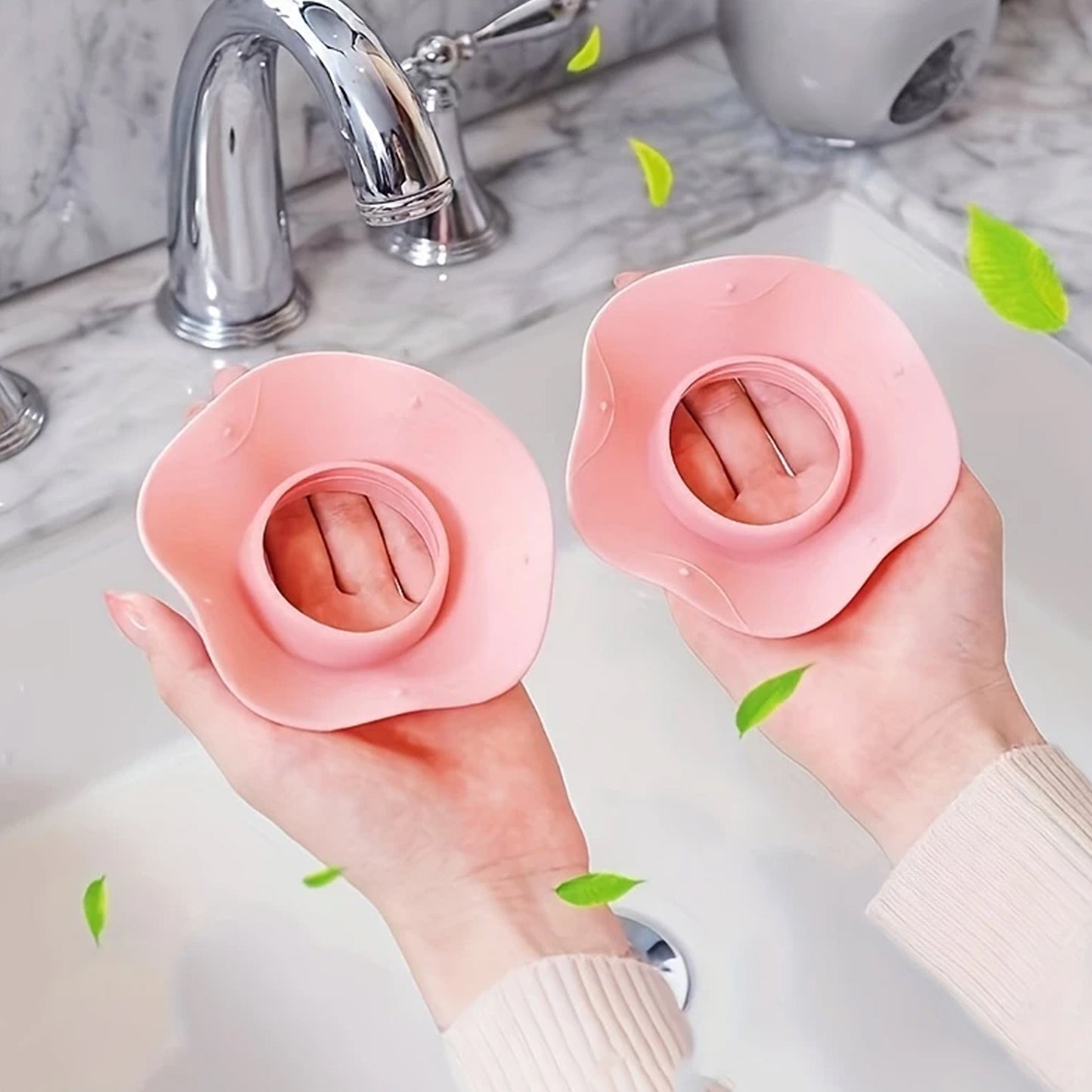 Wukusy silicone wrist bands for washing face, 2-pack in mixed colors, flexible health care accessories for skincare routines.
