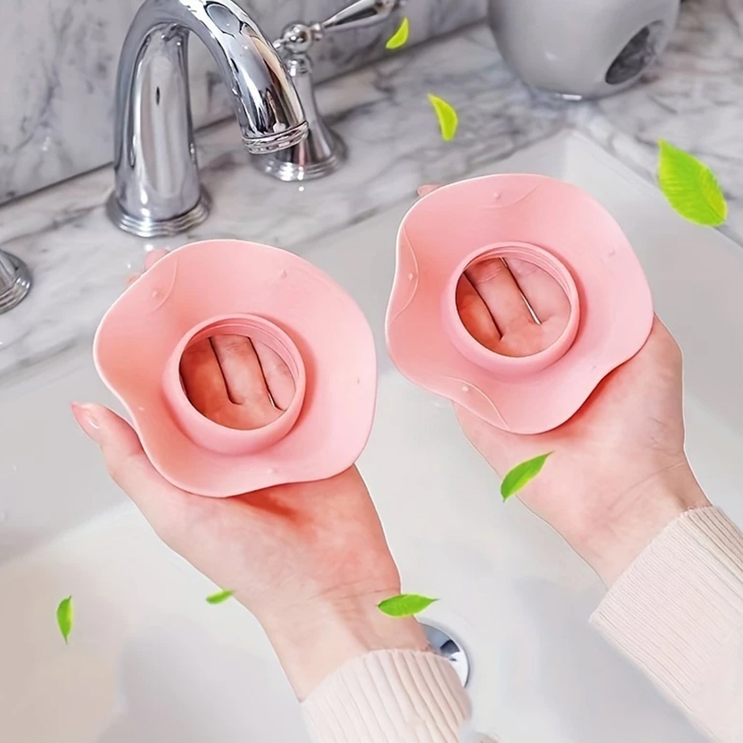 Wukusy silicone wrist bands for washing face, 2-pack in mixed colors, flexible health care accessories for skincare routines.