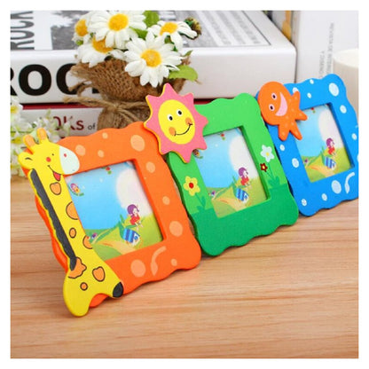 Wukusy 1659 synthetic table photo frame for home decor, showcasing a stylish decorative photo frame on a table.