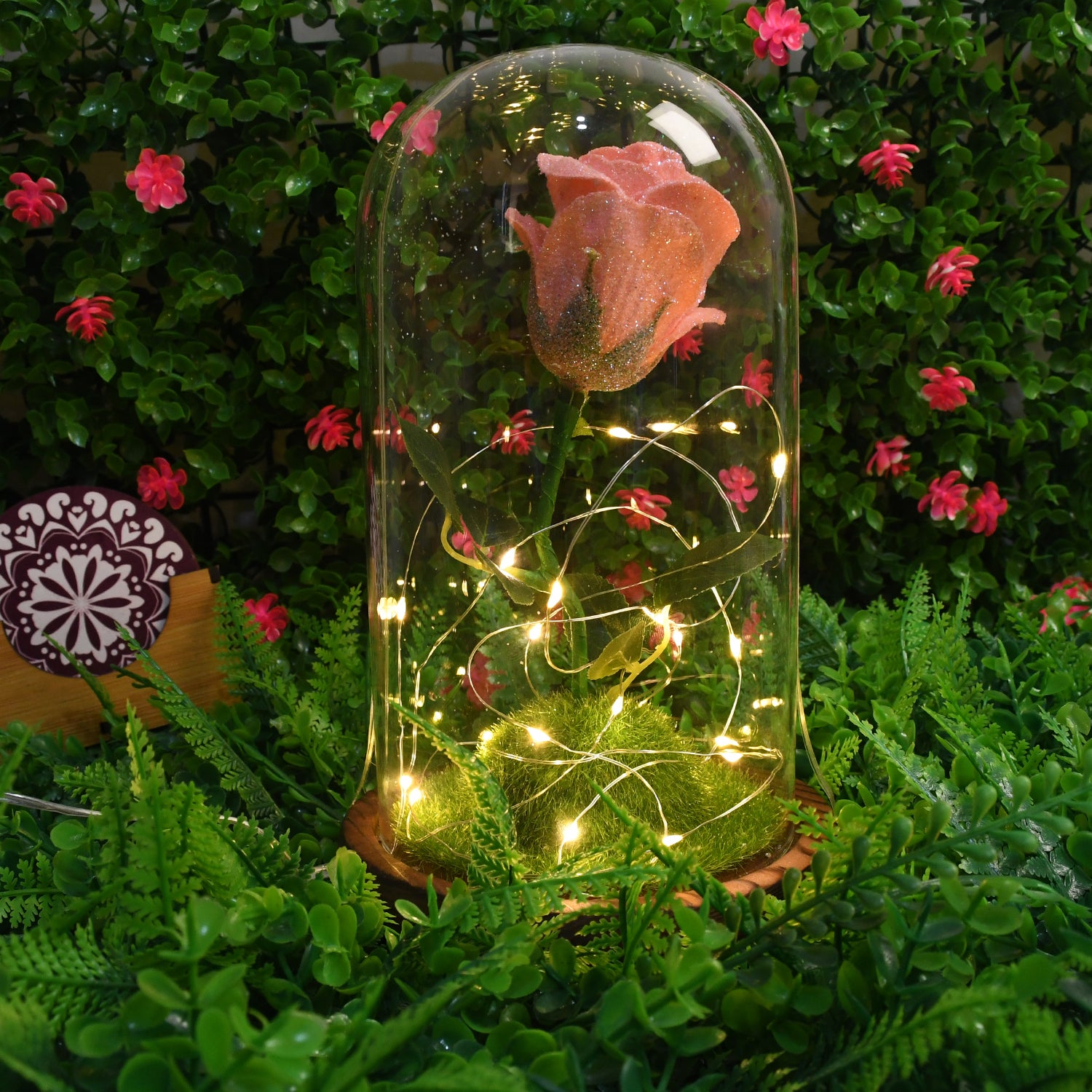 Wukusy glass flower with LED light set, decorative home decor piece featuring illuminated glass flower for gifting or display.