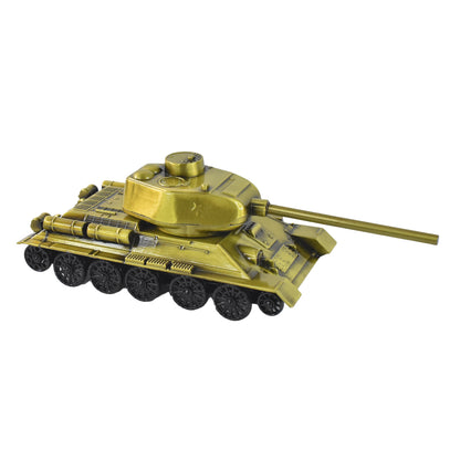 Wukusy retro iron art tank model, nostalgic metal desktop decor ornament for office, living room, or children’s room.