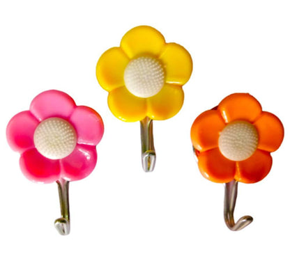 Set of 5 Wukusy plastic self-adhesive flower-shaped hooks for home improvement, suitable for hanging lightweight items.