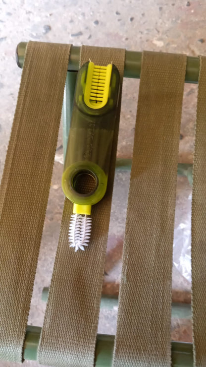 Wukusy 3-in-1 multifunctional cleaning brush for bottles, cups, and lids, ideal for home kitchen cleaning tasks.