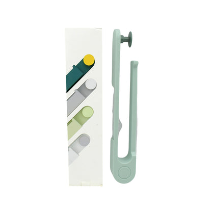 Wukusy wall-mounted towel holder rack with one round hook, plastic multifunctional cloth storage rack for home use.