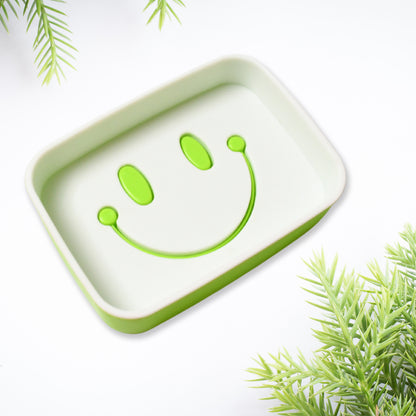 Wukusy 14500 portable travel home box with cute cartoon smile face design, soap dish and draining holder for bathroom use.