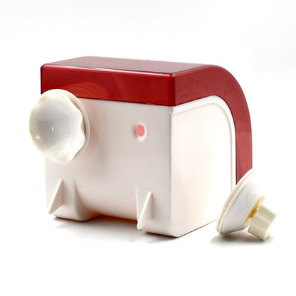 Wukusy 1789 wall tissue holder for holding tissues used for hand cleaning and wiping in a home improvement setting.