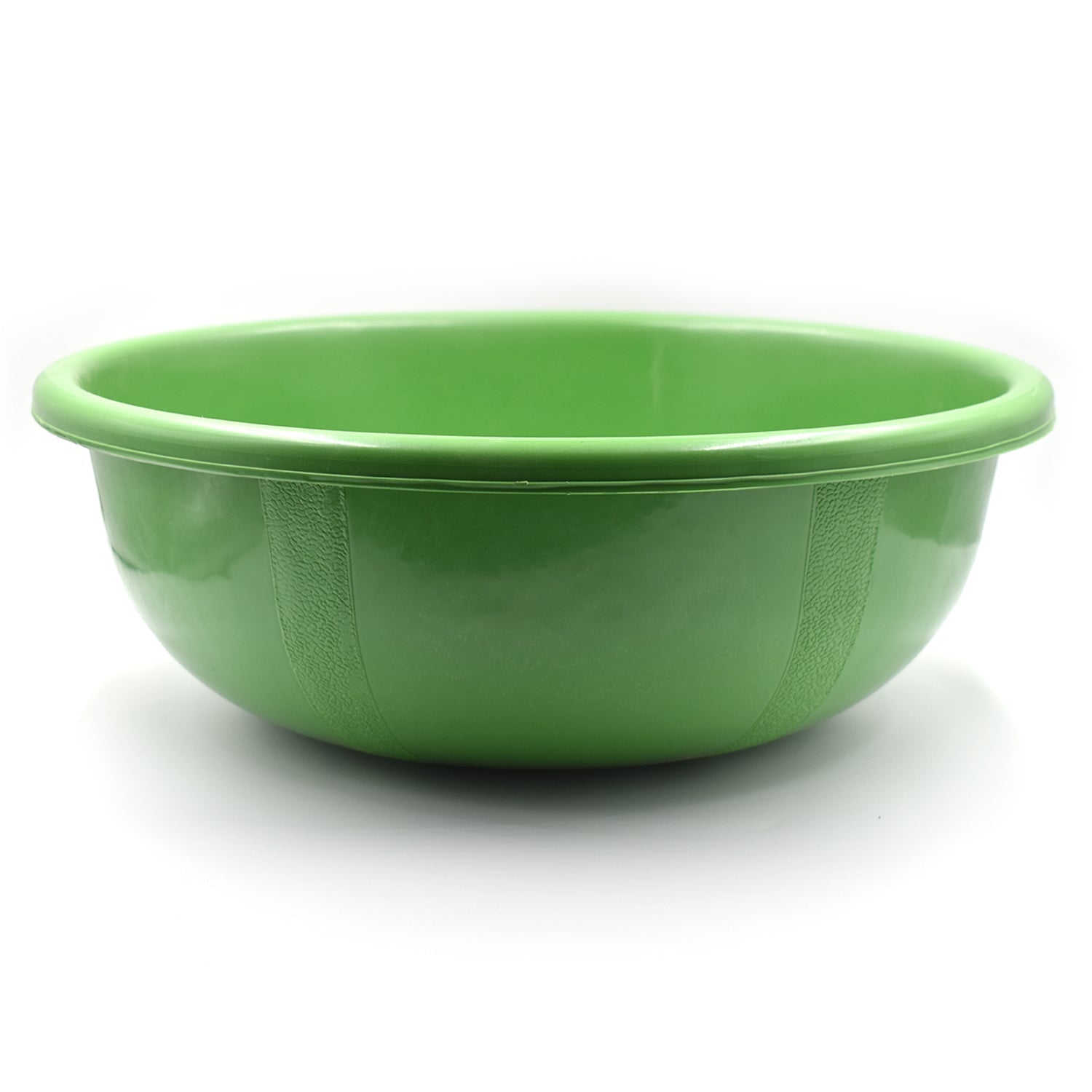 Wukusy plastic bath tub for water storage and bathroom use, durable plastic container suitable for various bathroom purposes.