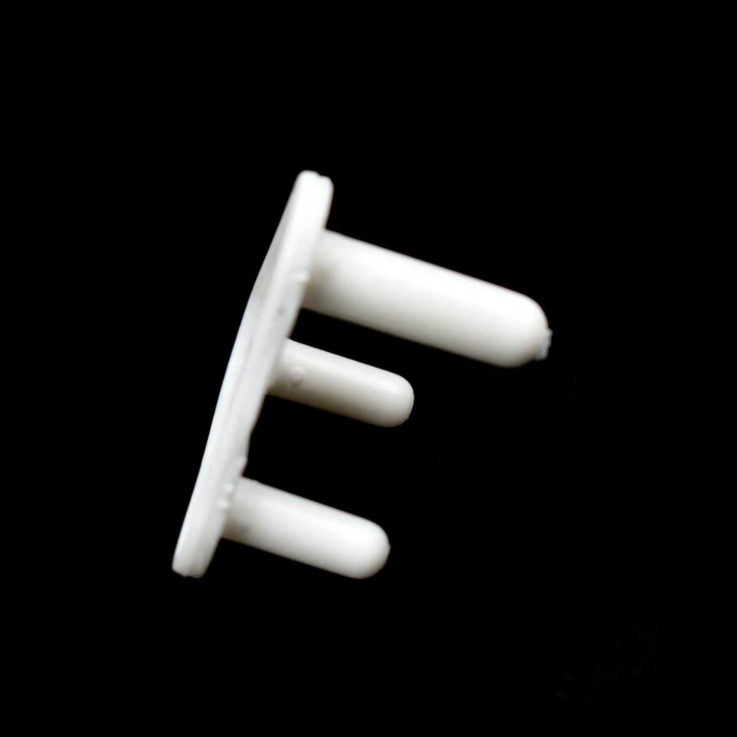 Wukusy baby safety electrical socket cover protector pack of 100, small outlet plug safety plugs for home improvement.