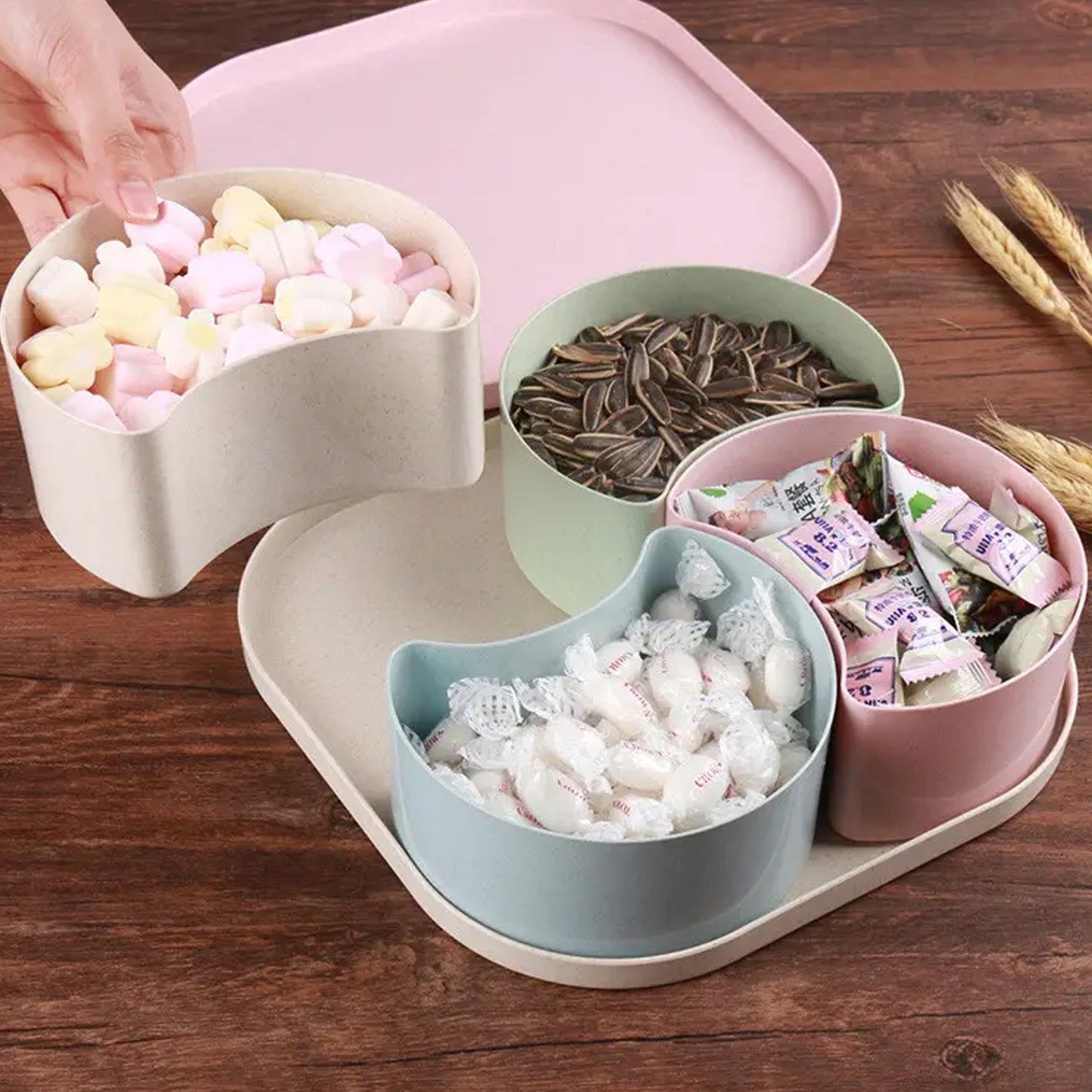 Wukusy large candy box with multiple compartments for storing candies, fruits, or snacks, designed for home organization and living room use.