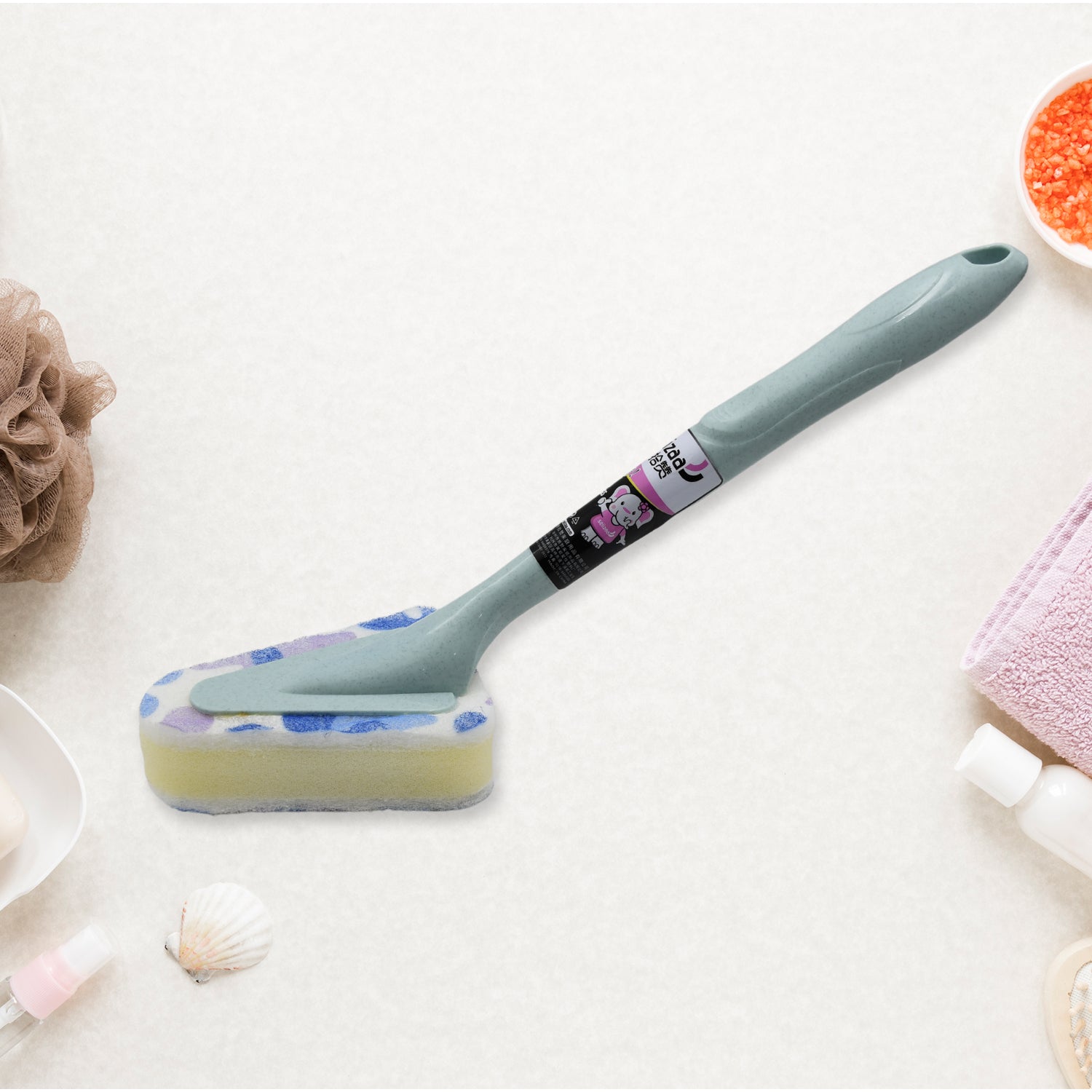 Wukusy universal triangular kitchen sponge and bathroom brush with long handle for cleaning kitchen, bathroom, and dining areas.