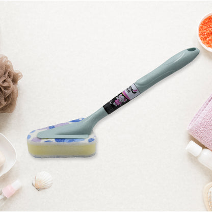 Wukusy universal triangular kitchen sponge and bathroom brush with long handle for cleaning kitchen, bathroom, and dining areas.