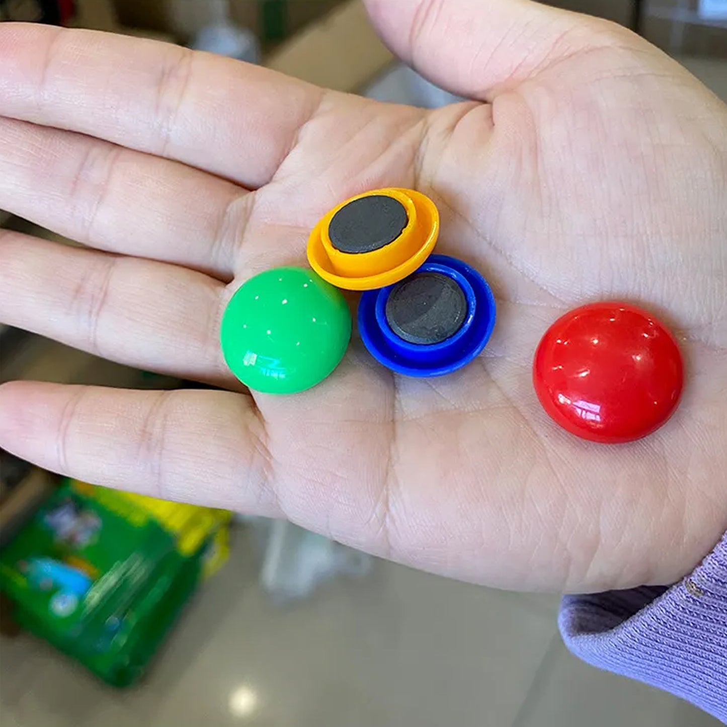 Set of 10 round-shaped magnetic buttons from Wukusy, durable magnets for children’s experiment and magnetic toy activities.