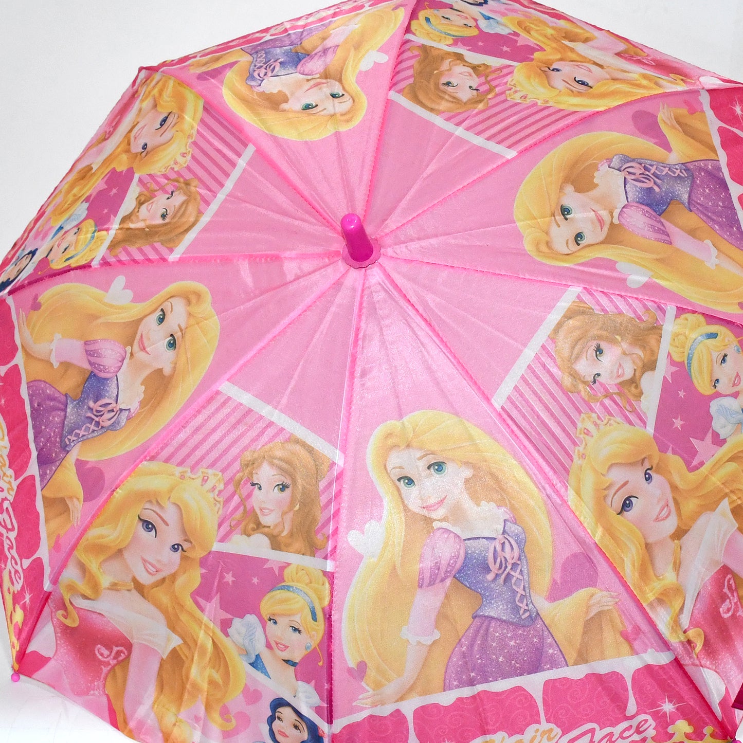 Wukusy 3-fold manual umbrella with windproof and rainproof design, sturdy steel shaft, ideal for women, men, and kids.