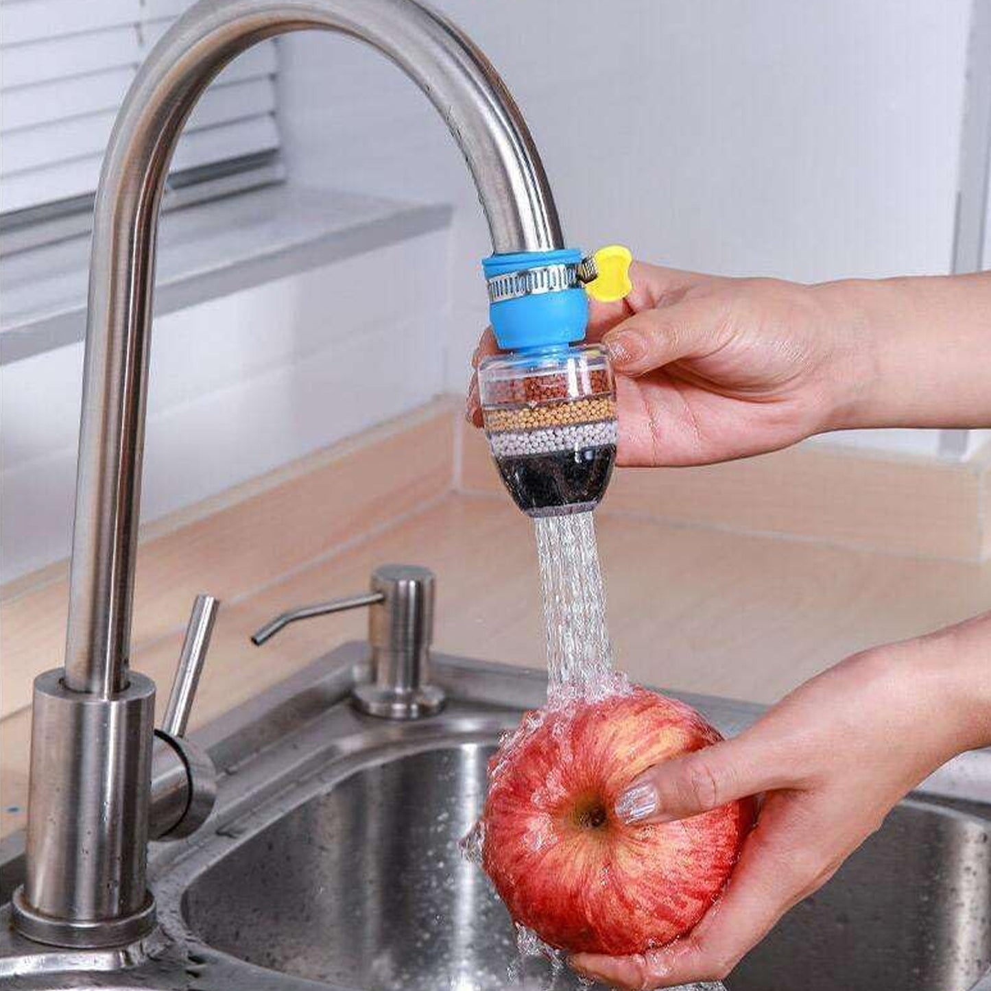 Wukusy 9092 water faucet purifier filter cartridge with six-layer filtration, universal interface, for clean tap water at home.