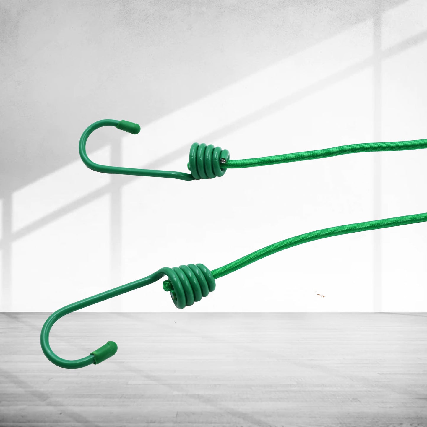 Wukusy elastic cloth drying rope with 12 metal clips, portable clothes line for home and travel use.