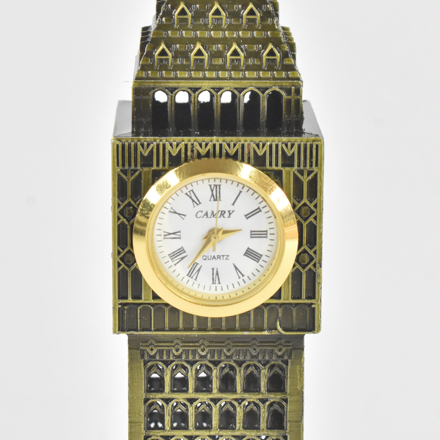 Wukusy Big Ben London Clock Tower miniature metal statue, elegant home decor piece for display or gifting.