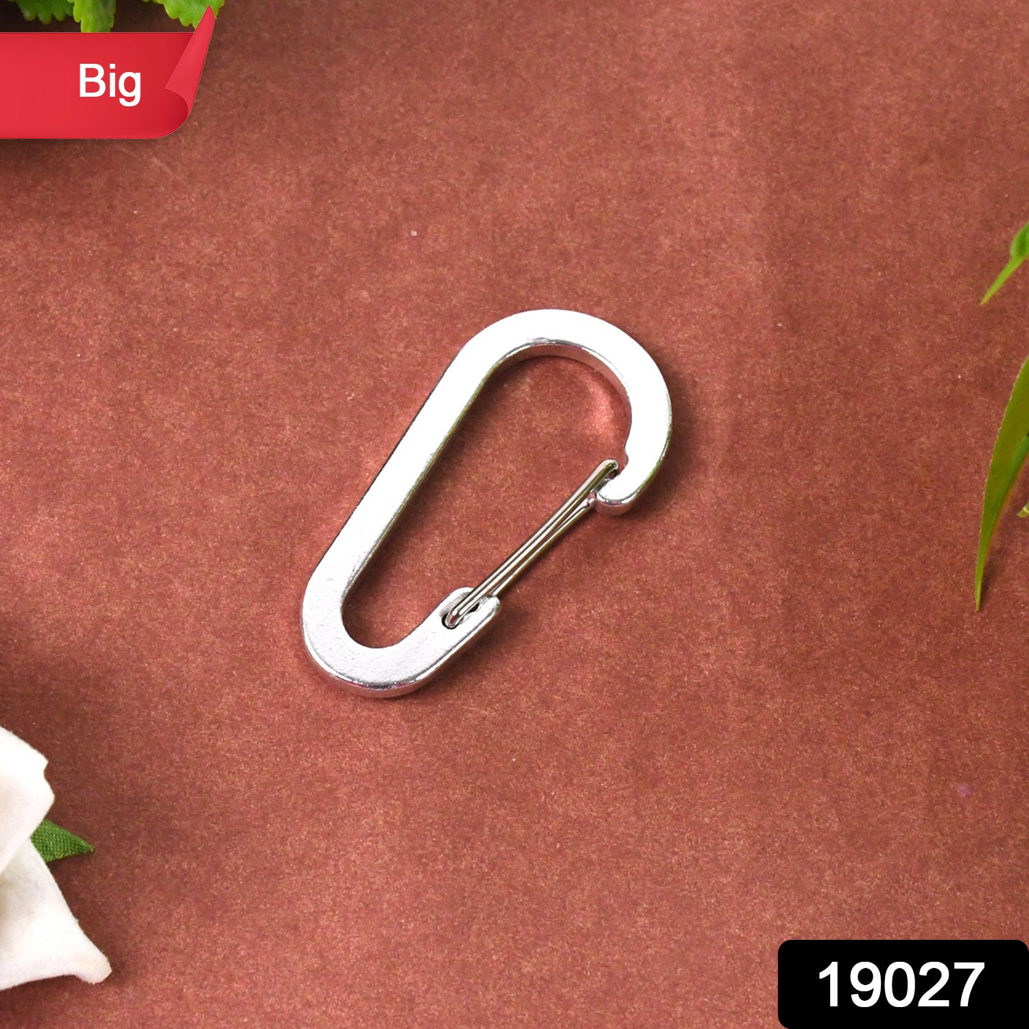 Wukusy big snap hook clasp with loop for belts and keychains, durable metal keychain belt loop attachment.