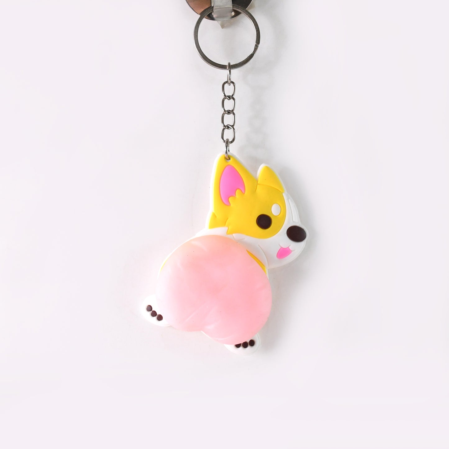 Wukusy cartoon animal keychain with mixed designs, featuring colorful animal characters, perfect for home improvement accessories.