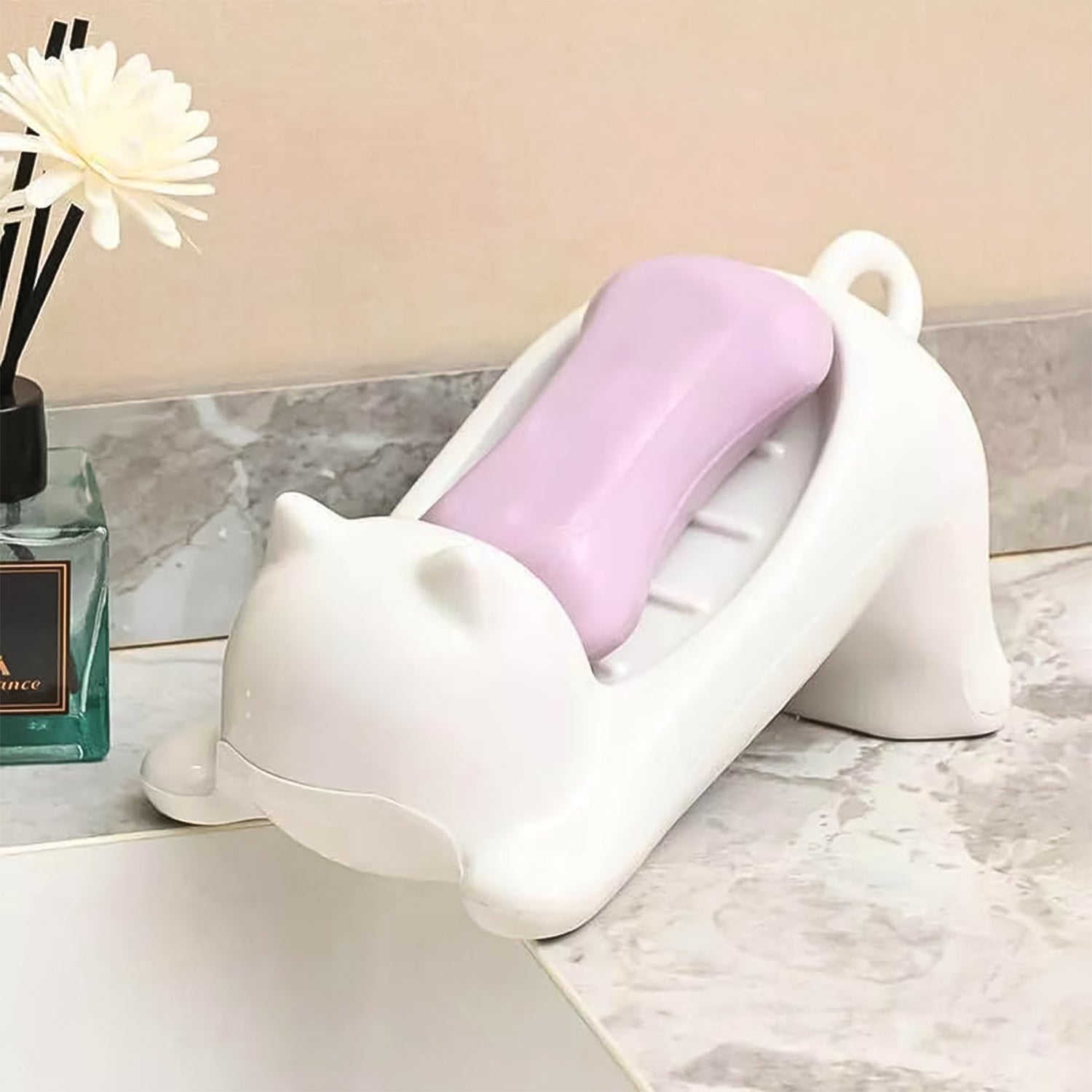 Wukusy cartoon animal shape soap dish holder for home improvement, featuring a playful animal design for bathroom decor.